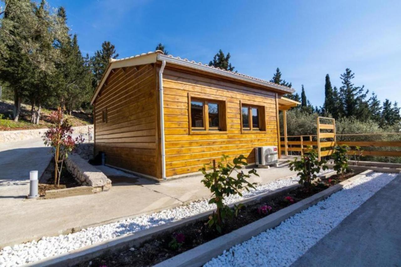 Agrelia Homes Dragano Bagian luar foto